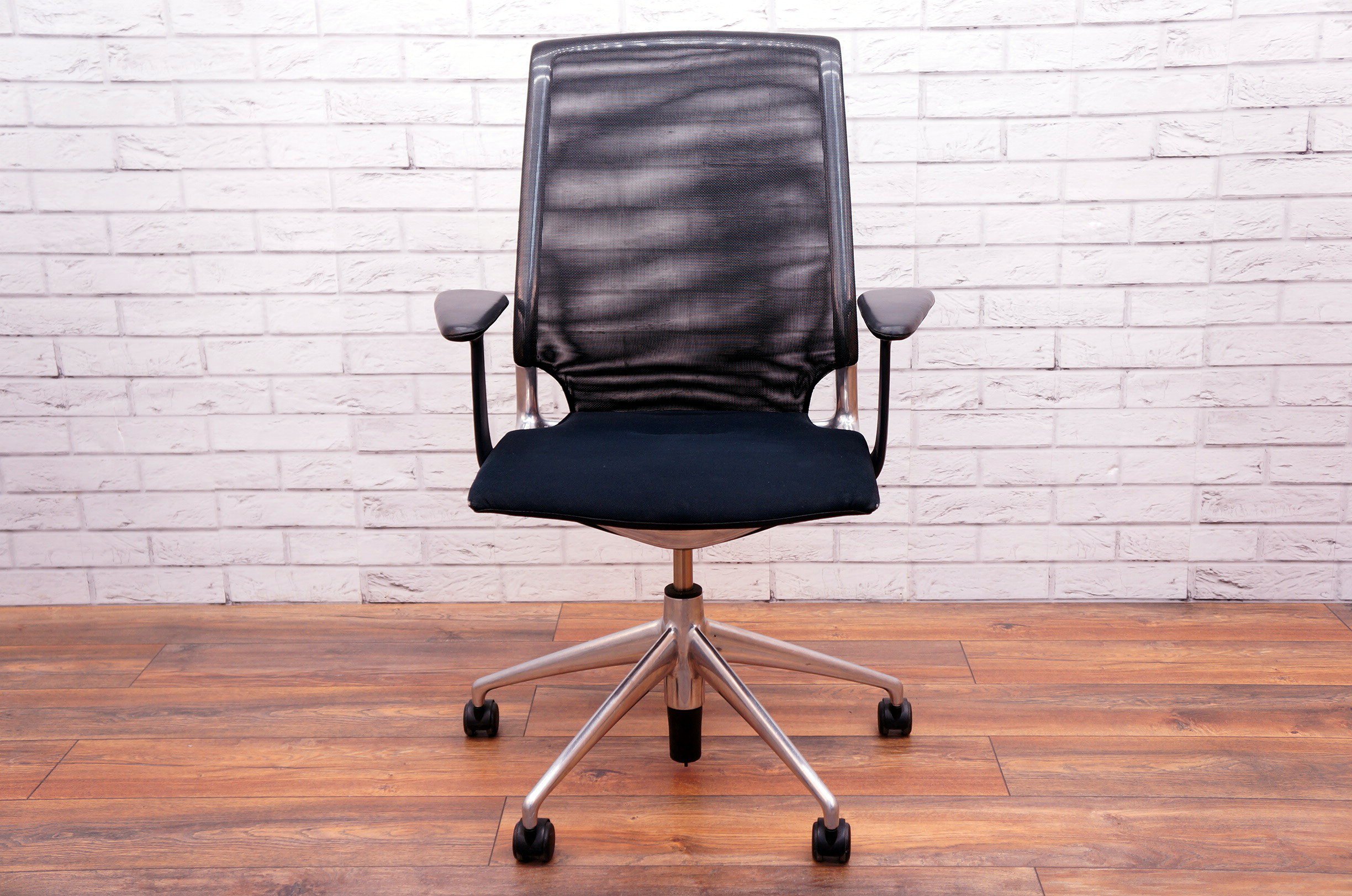 vitra meda task chair