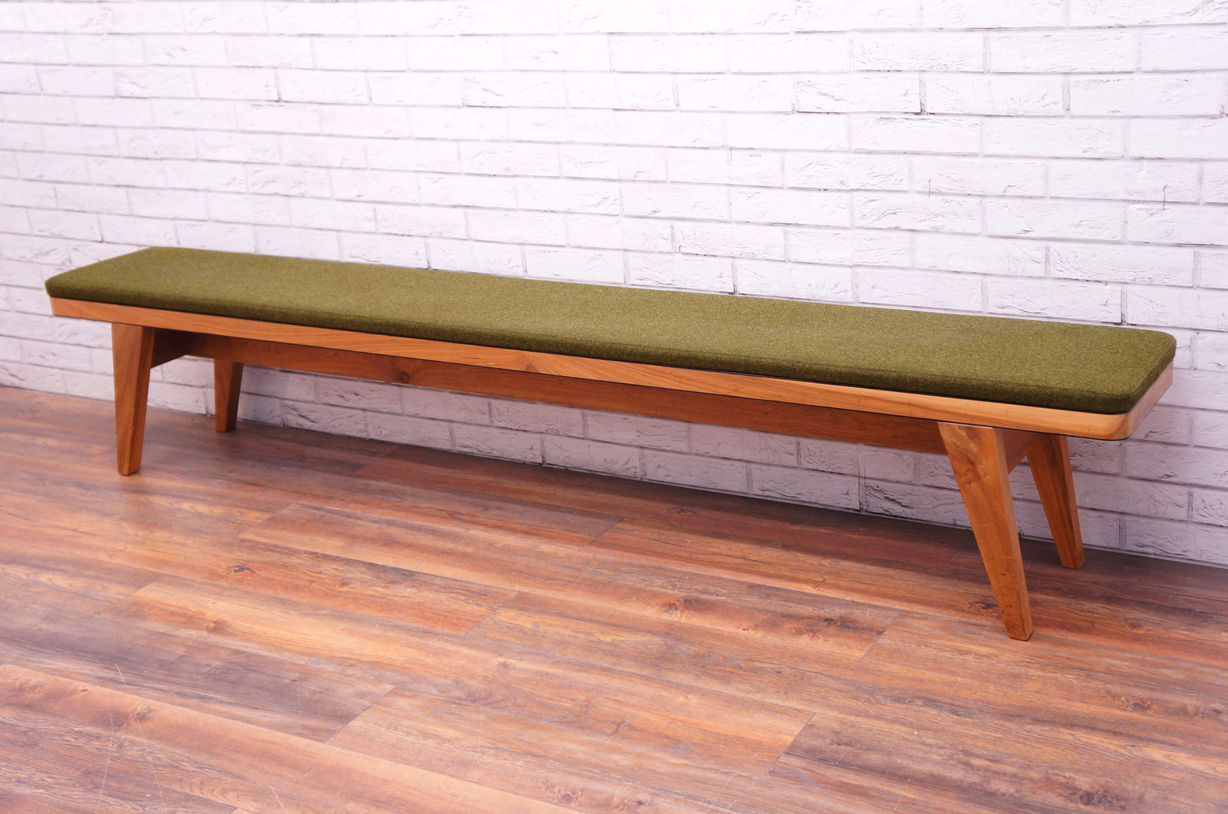 padded kitchen wall bench