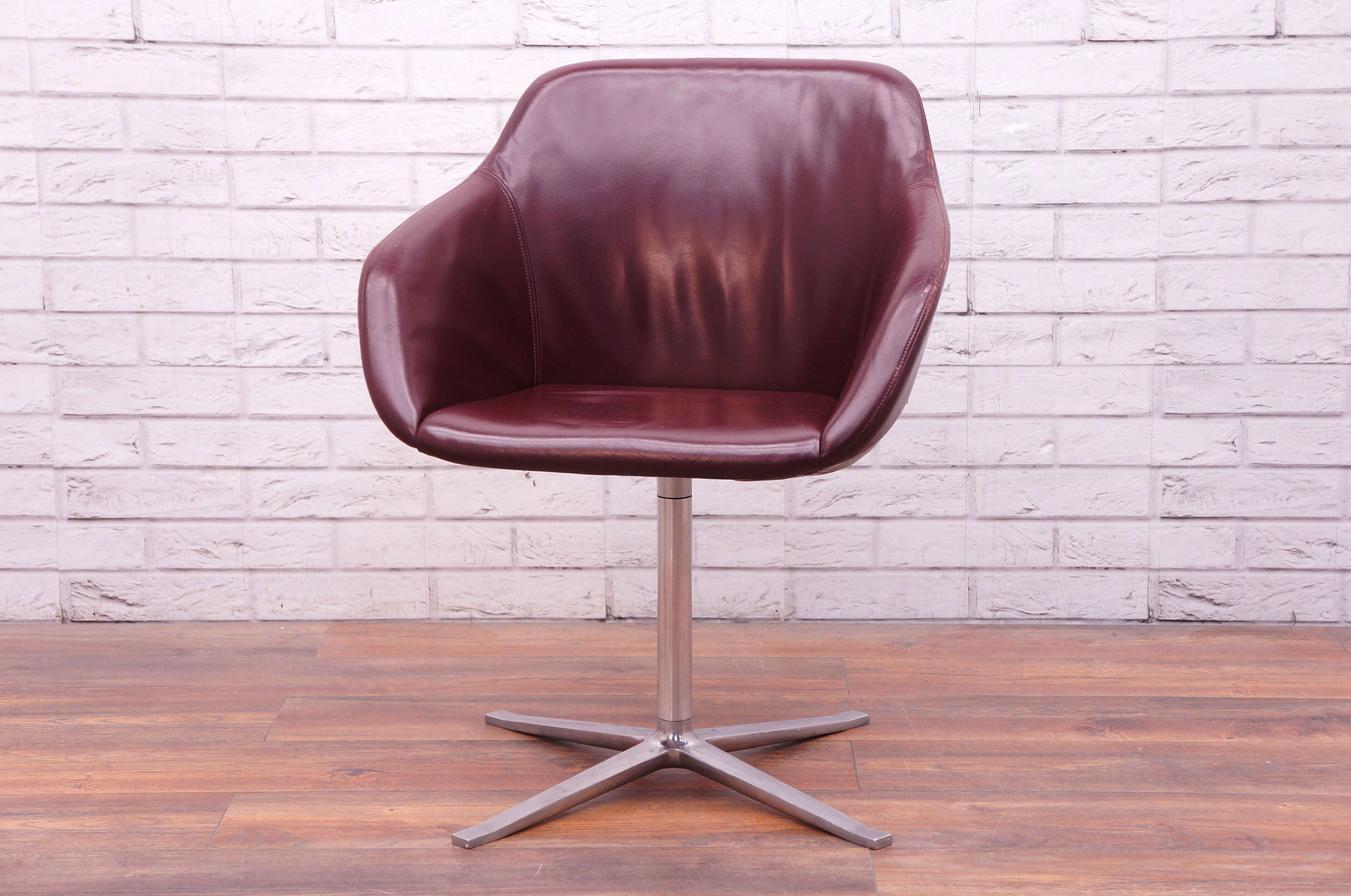 Walter Knoll Turtle Chair In Burgundy Office Resale 6898