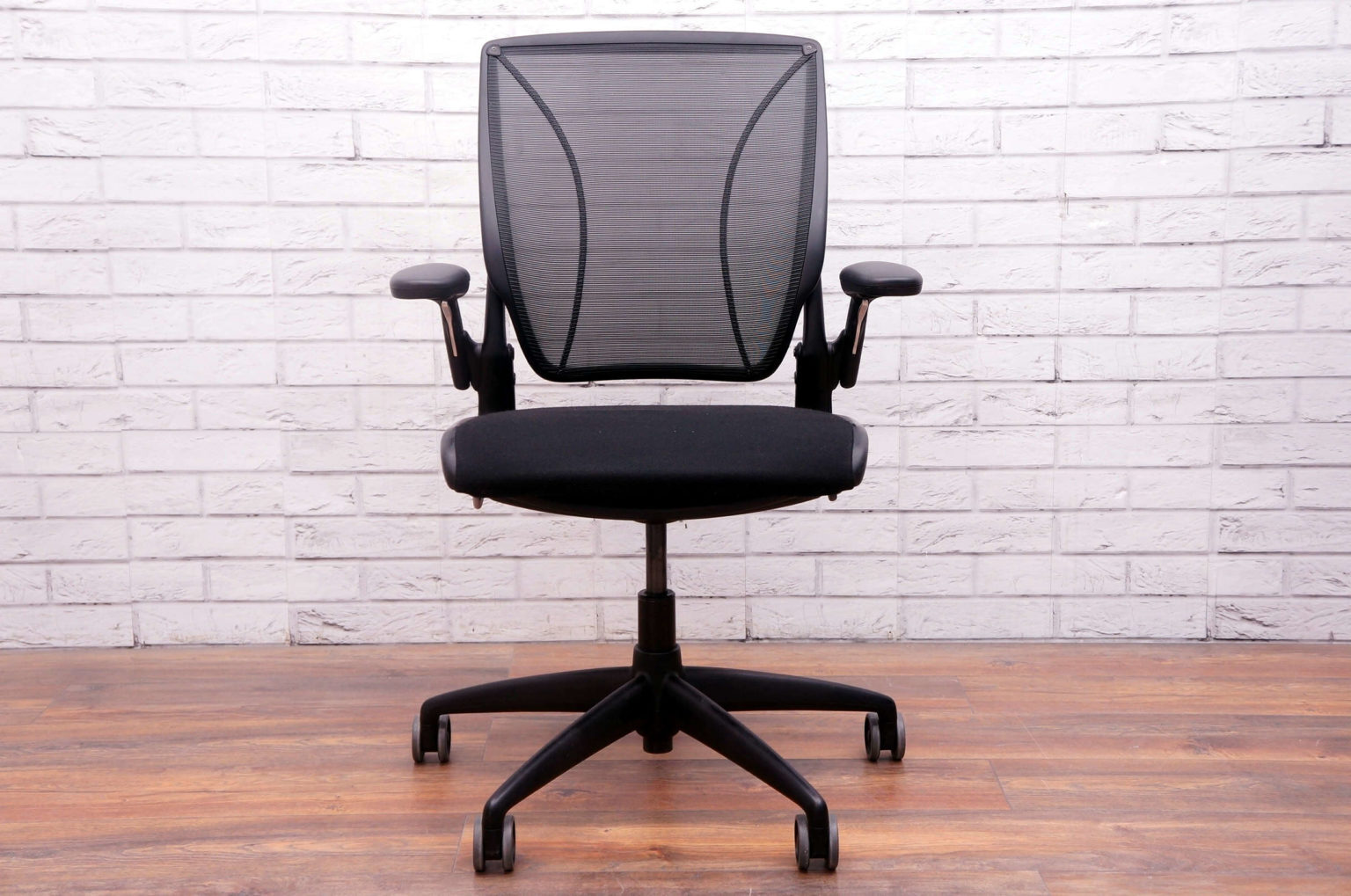 humanscale diffrient world task office chair