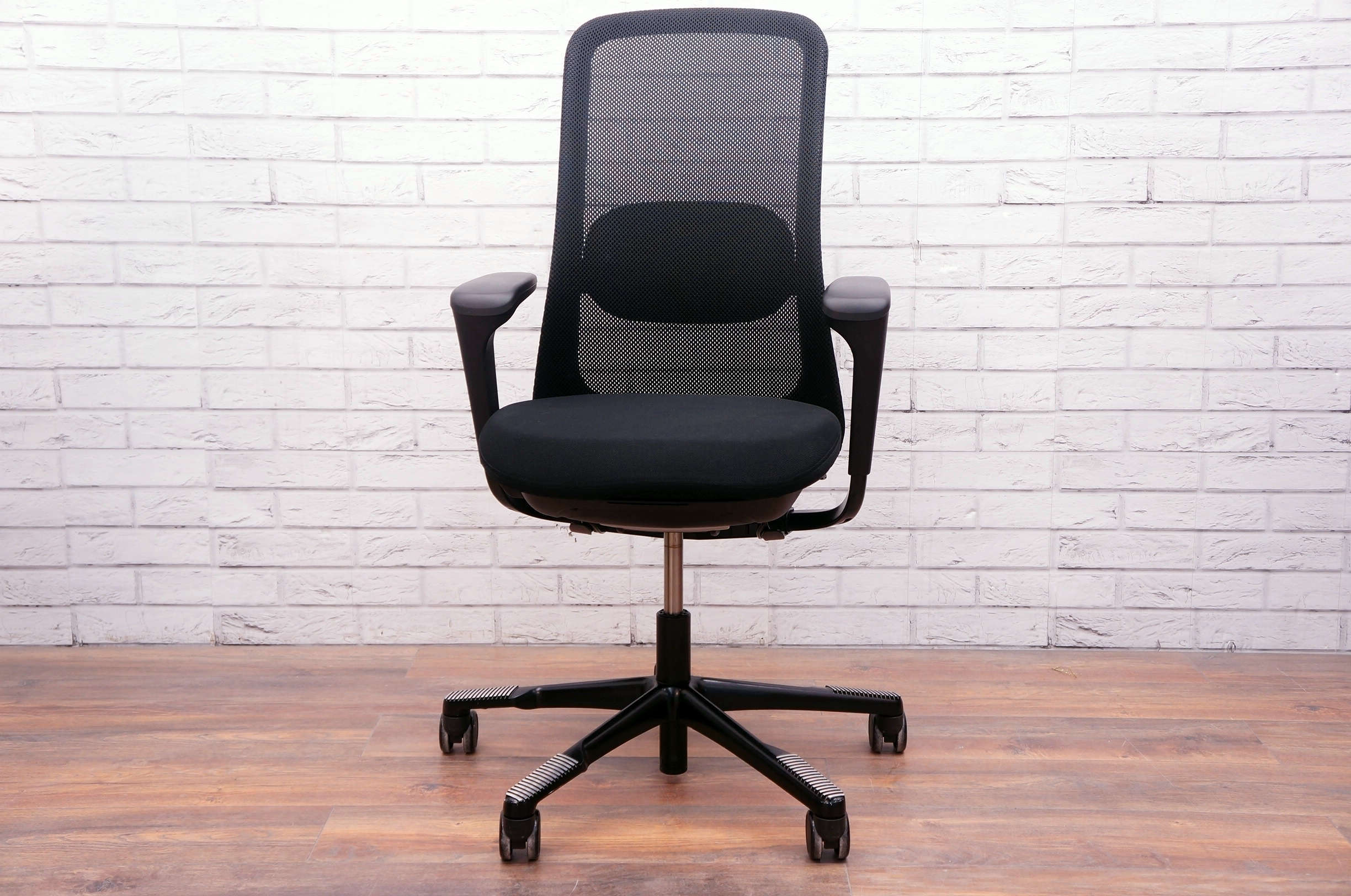 HÅG SoFi Task Chair In Black - Office Resale