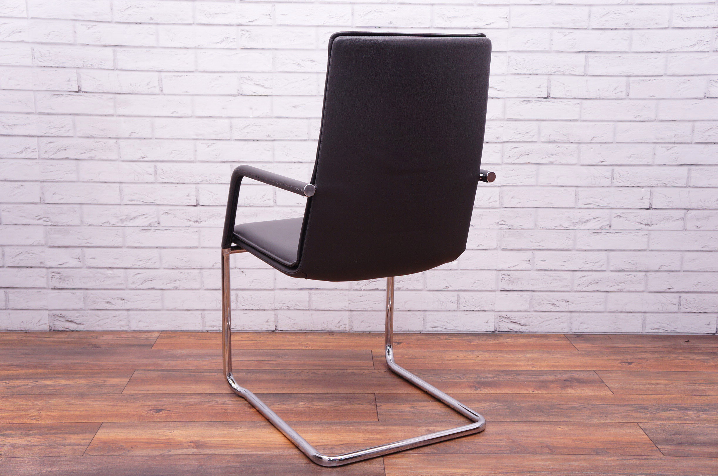 Brunner Finasoft Conference Chair - Office Resale